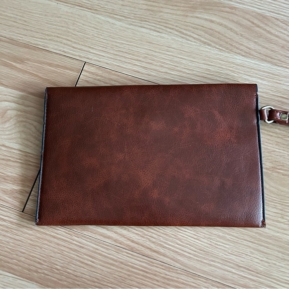 Brown Leather Snap Clutch Wristlet - Picture 5 of 7